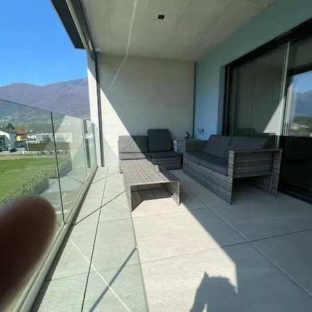 Gambarogno Locarno - Modern And Comfortable Apartment Quartino